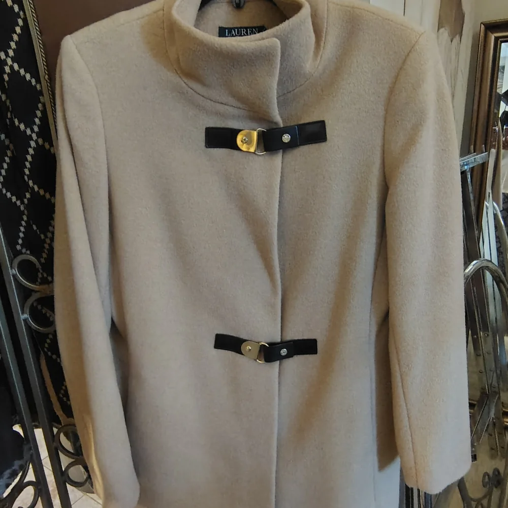 Beige Wool Coat with Black Accents - Picture 4 of 9